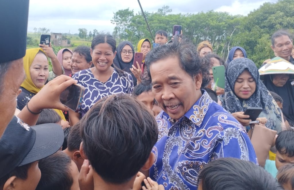 Fadholi Ajak Seluruh Pihak Atasi Banjir Kendal