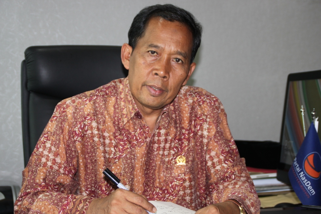 NasDem Minta Pemerintah Perhatikan Petani Ternak Sapi Perah