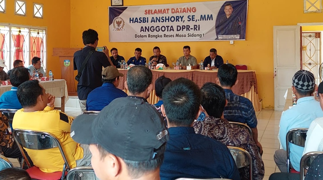 Hasbi Ajak Masyarakat Sarolangun Hadapi 2024 dengan Optimistis