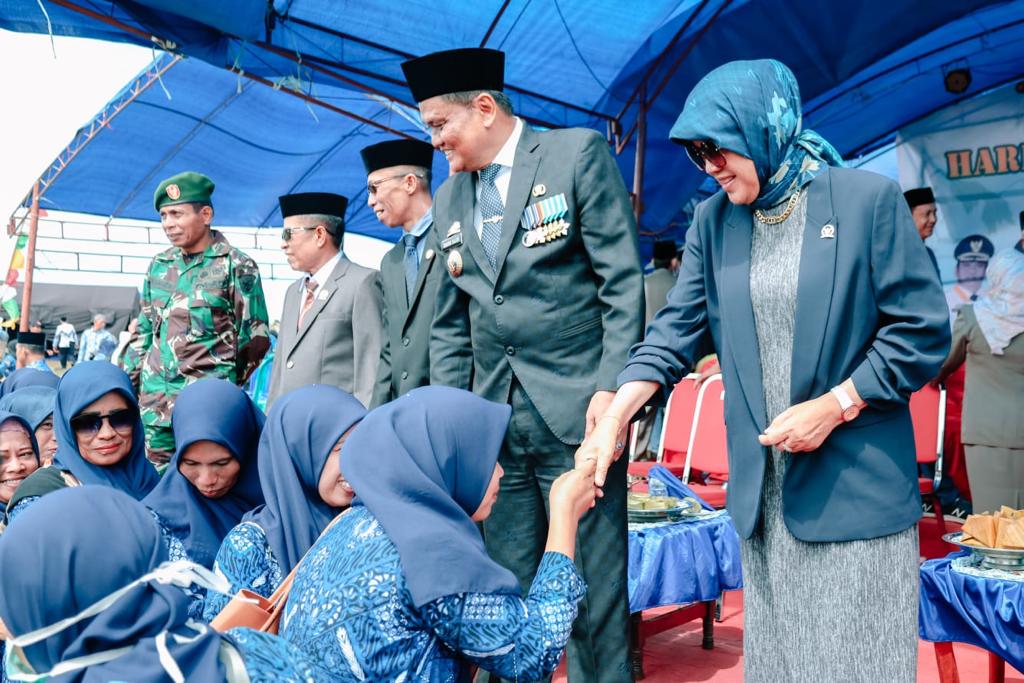 Hadiri Upacara Hardiknas, Hasnah Syam Dukung Program Merdeka Belajar