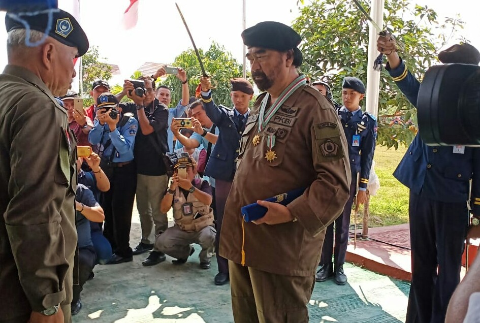 Surya Paloh Terima Penghargaan Bintang Astha Hannas Utama