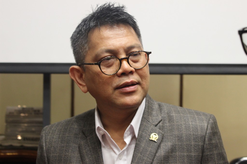DPR Tegaskan Pasal LGBT Tidak Dihilangkan DalamRKUHP