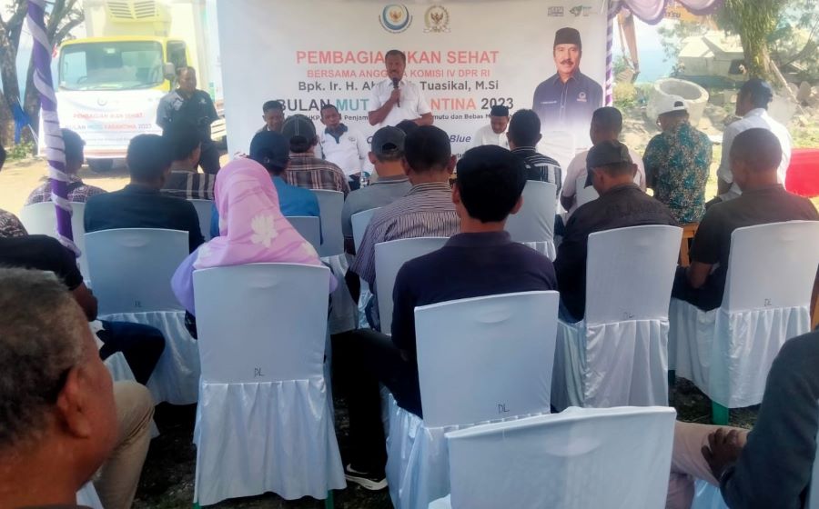 Abdullah Tuasikal Ajak Warga Maluku Tengah Tingkatkan Konsumsi Ikan