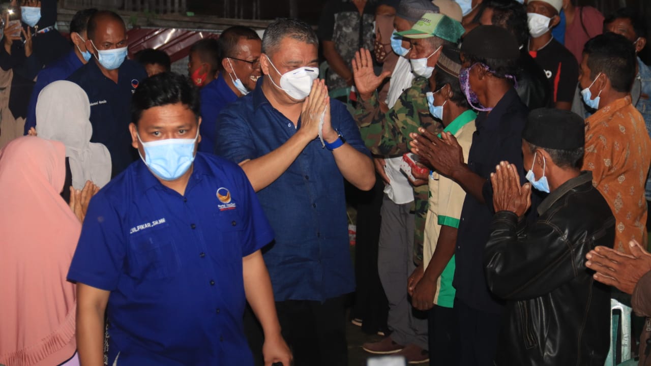 Ahmad Ali Bantu 70 Unit Rumah di Desa Bajo Parimo
