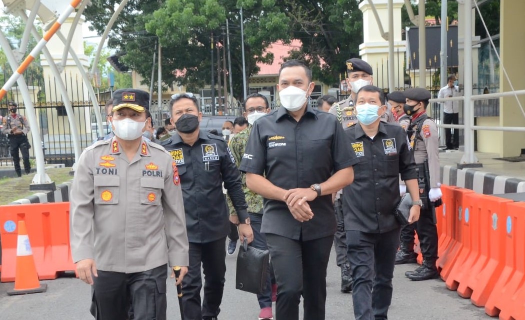 Polri Buka Pengaduan Online, Laporkan Polisi yang Suka Malak
