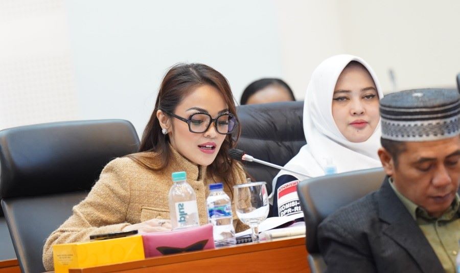 Andina Narang Minta Kementerian Komdigi Transparan soal Pembangunan BTS