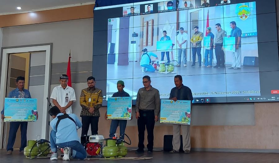Arkanata Akram Distribusikan Ribuan Konverter Kit untuk Nelayan Kaltara