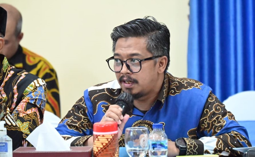Dewa Usulkan TNI Punya Kapal Induk