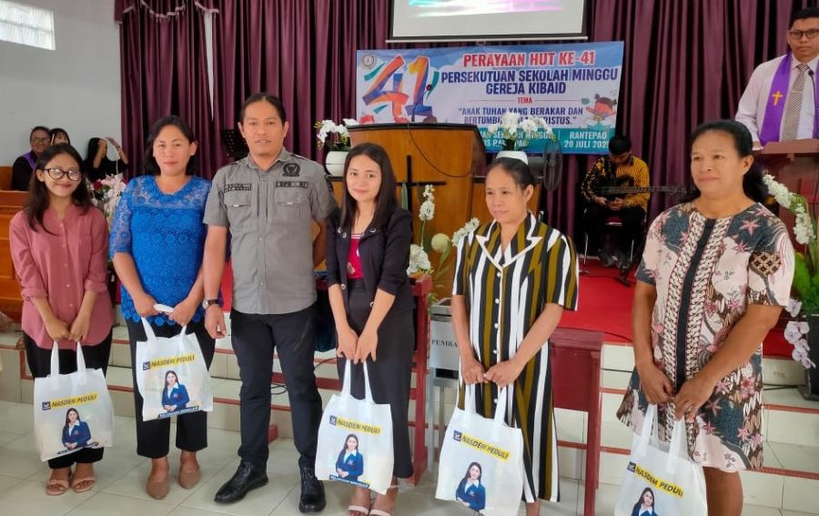 Eva Rataba bersama DPD NasDem Toraja Utara Gelar Kegiatan Berbagi Kasih