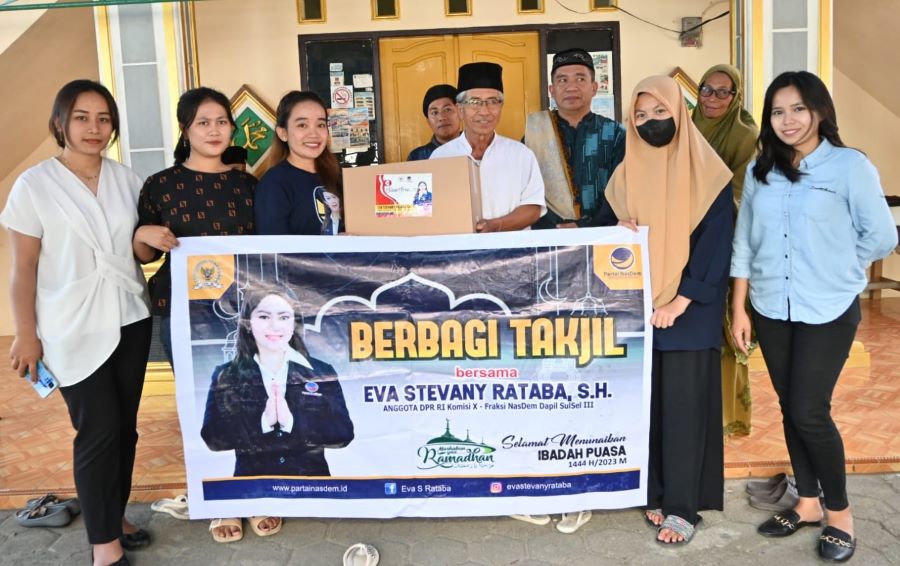 Eva Rataba Ajak Pemuda Lintas Agama bagikan Takjil