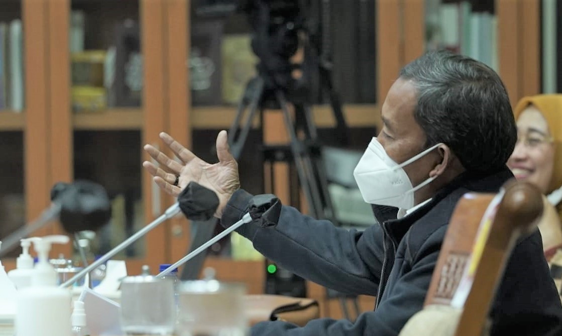 Menkes Perlu Segera Atasi Kekurangan Nakes Selama Pandemi Covid 19
