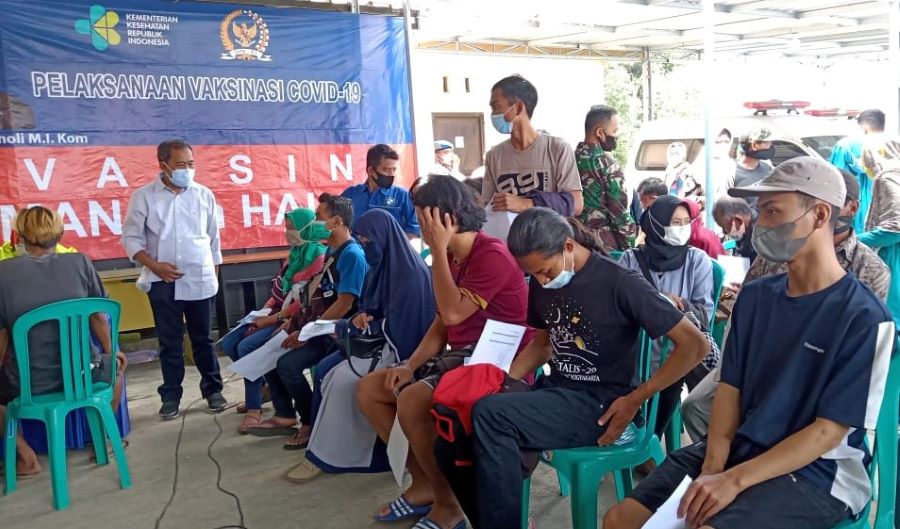 Fadholi Gelar Vaksinasi di Kabupaten Semarang