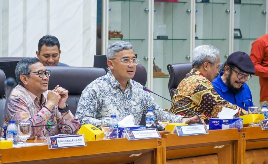 Farhan Dorong Pemaksimalan Jaringan Bus dan Kereta Api di Bandung