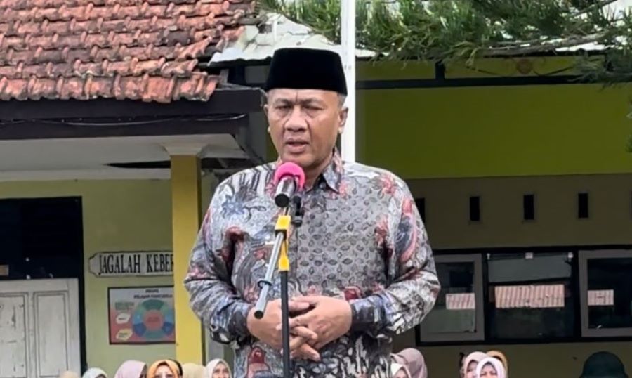 Fauzan Khalid Apresiasi SMAN 1 Gerung Raih Juara Nasional Sekolah Hijau Adiwiyata