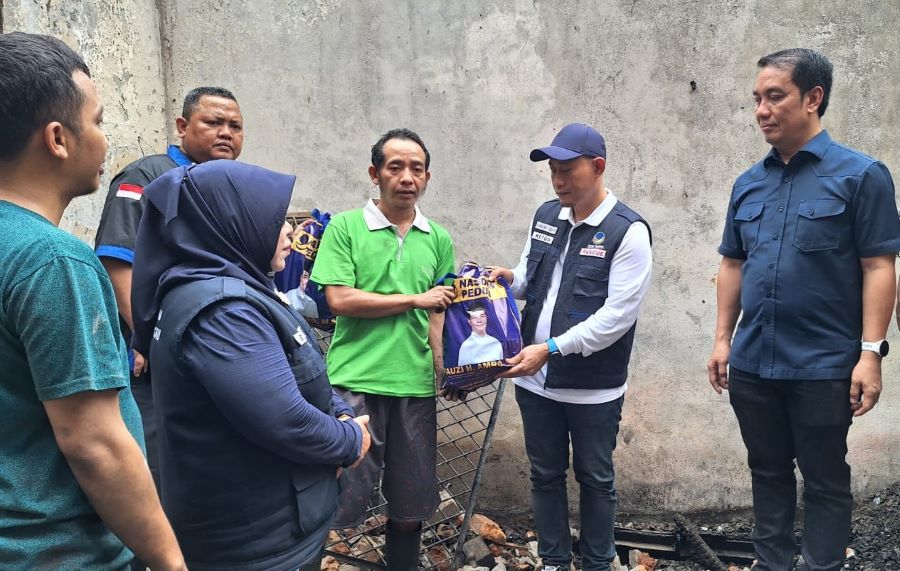 Fauzi Amro Kunjungi Korban Kebakaran di Lubuklinggau
