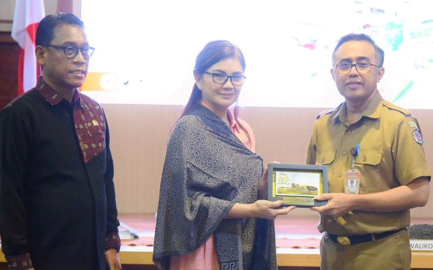 Felly Minta Pemerintah Pusat dan Daerah Bersinergi Lindungi PMI