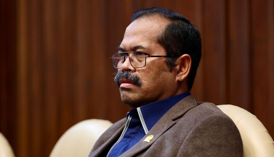 Peringati Hari Guru, Legislator NasDem Dorong Peningkatan Kesejahteraan Guru