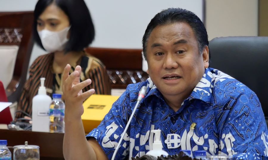 Gobel Minta OJK Moratorium Pinjaman Online