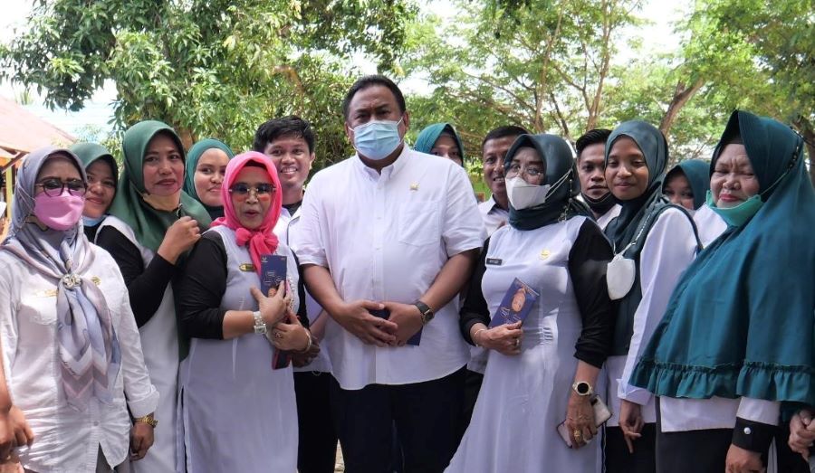 Gobel Peringati Hari Ibu Bersama Warga Gorontalo