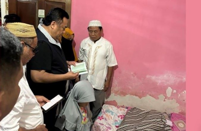 Rachmad Gobel Melayat Sopir Taksi Bandara Gorontalo