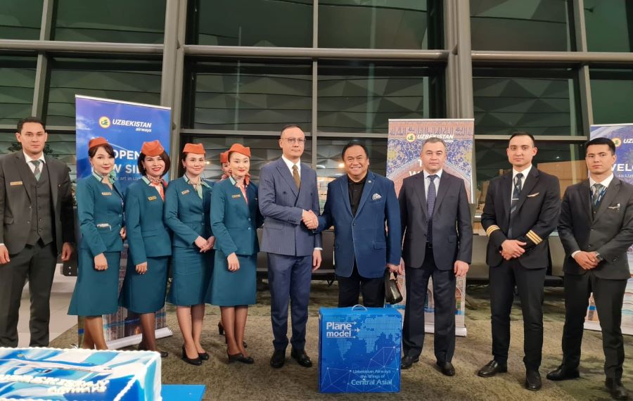 Gobel Lepas Penerbangan Perdana Jakarta-Tashkent