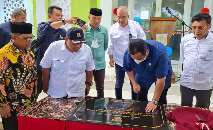 Gobel Resmikan Penggunaan Asrama Santri di Gorontalo