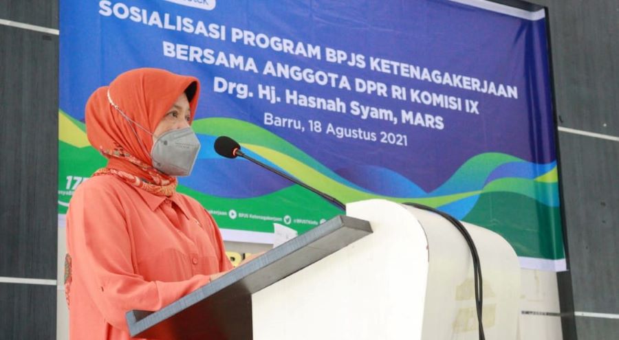 Hasnah Sosialisasikan Program BPJS untuk Pengurus PKK Barru