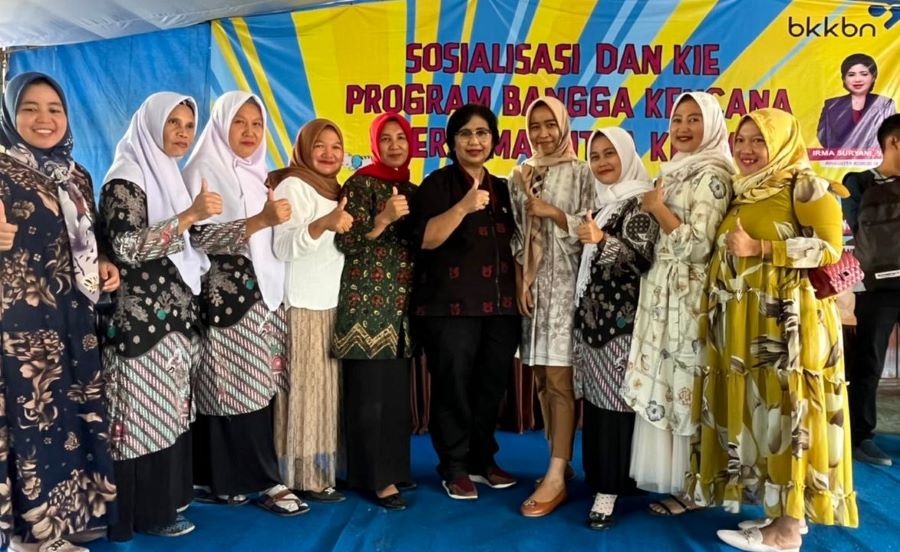 Irma Sosialisasi CekKLIK dan Bangga Kencana di Muara Enim