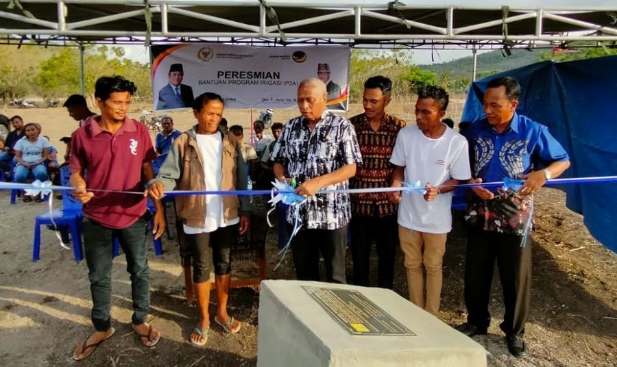 Jacki Uly Resmikan Irigasi di Sabu Raijua