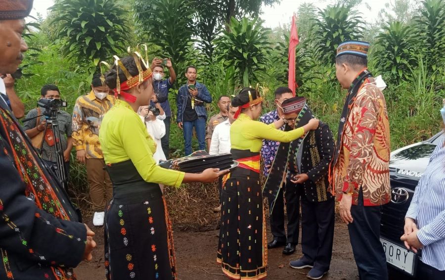 Julie Sutrisno Dorong Agrowisata Kopi di Manggarai Timur