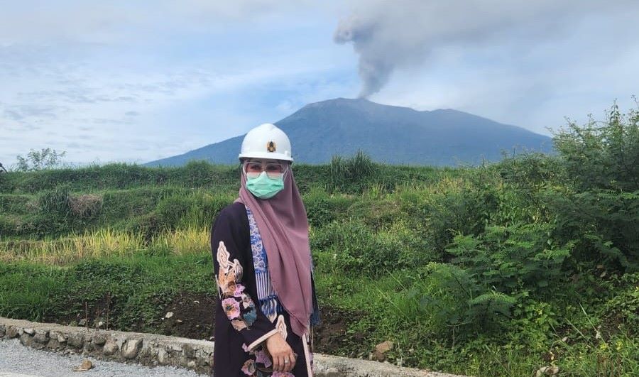 Lisda Sampaikan Duka Mendalam Bagi Korban Erupsi Marapi