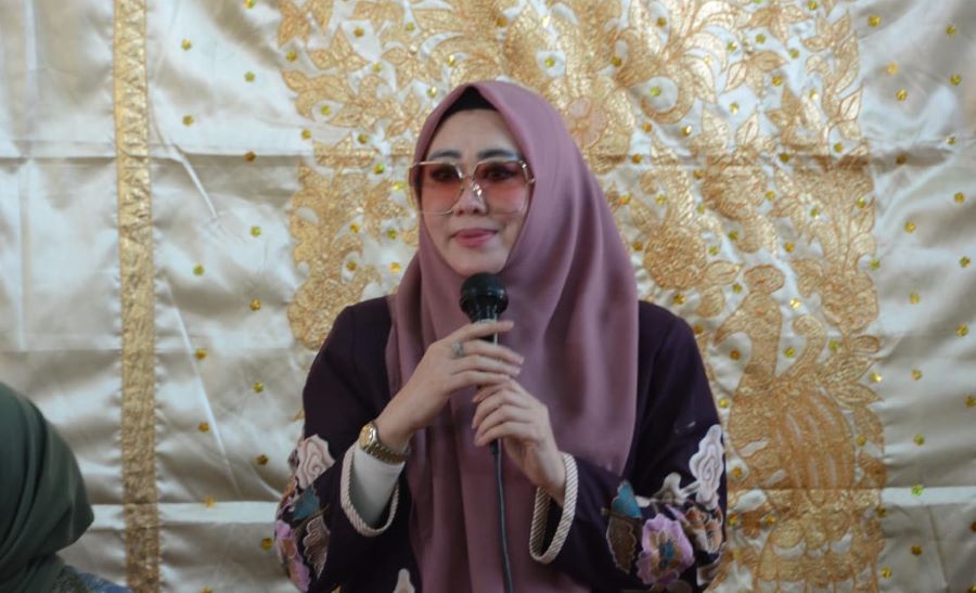 Lisda Dorong Pertumbuhan Ekonomi Kreatif di Padang Panjang