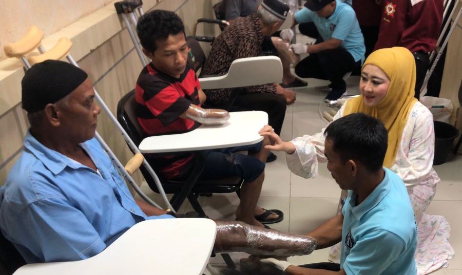 Lisda Inisiasi Bantuan Kaki-Tangan Palsu untuk 150 Tuna Daksa di Sumbar