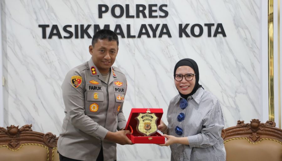 Lola Nelria Menyerap Aspiasi Aparat Penegak Hukum di Tasikmalaya