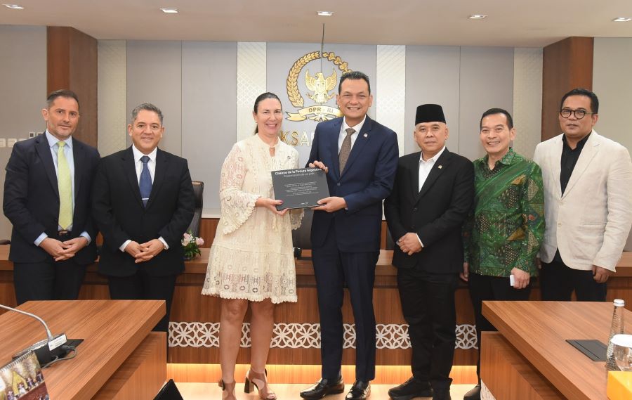 Martin Manurung Dorong Percepatan Sertifikasi Halal untuk Akses Pasar Argentina