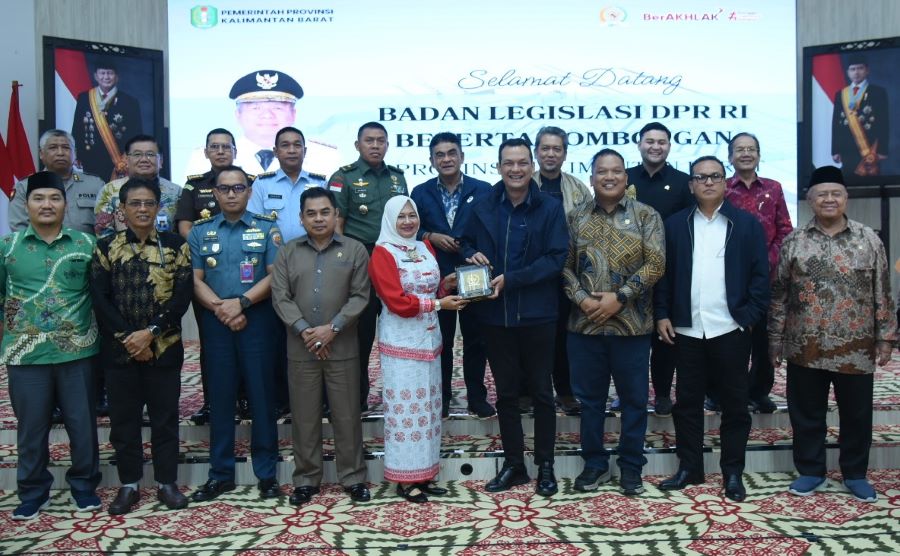 Martin Manurung Pimpin Baleg DPR Serap Aspirasi Masyarakat Kalbar