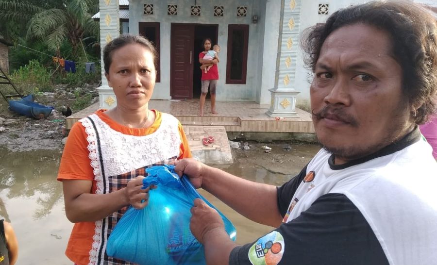 Martin Manurung Gerak Cepat Bantu Korban Banjir Labura