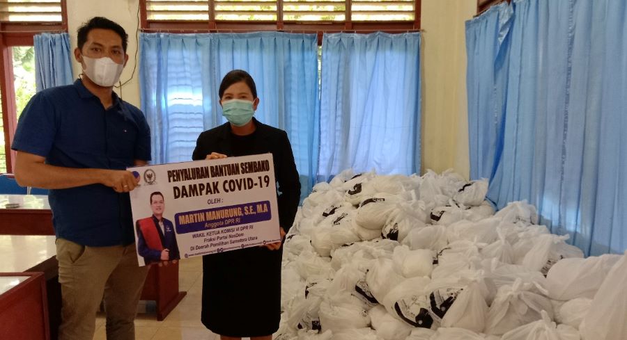Martin Bagikan 500 Paket Sembako untuk HKBP Distrik Sibolga-Tapteng-Nias