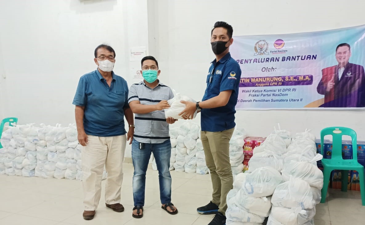 MMC Bagikan Bingkisan Lebaran ke Panti Asuhan di Toba