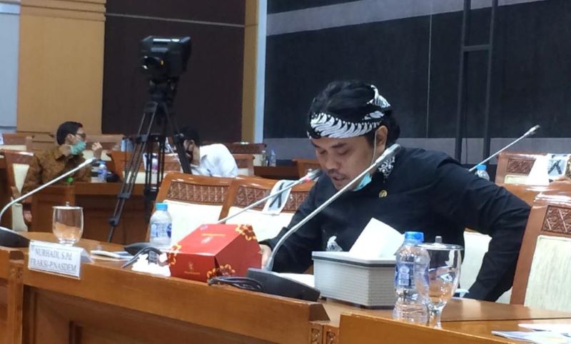 Mensos Harus Ubah Sistem Penunjukan Langsung Bansos