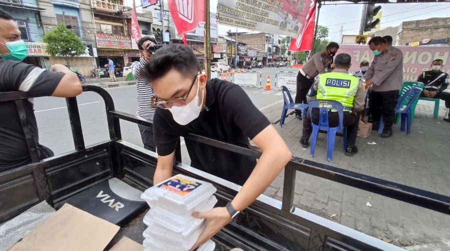 PSP Targetkan Bagi  2.000 Nasi Kotak Untuk Warga Medan Tiap Hari