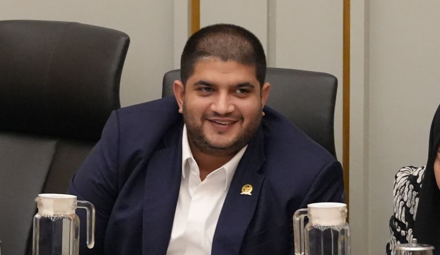 Rajiv Ingatkan Pelaku Pemagaran Laut di Bekasi agar Patuh pada Hukum