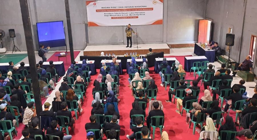 Rian Gandeng BRIN Gelar Pelatihan Desain Kemasan untuk UMKM