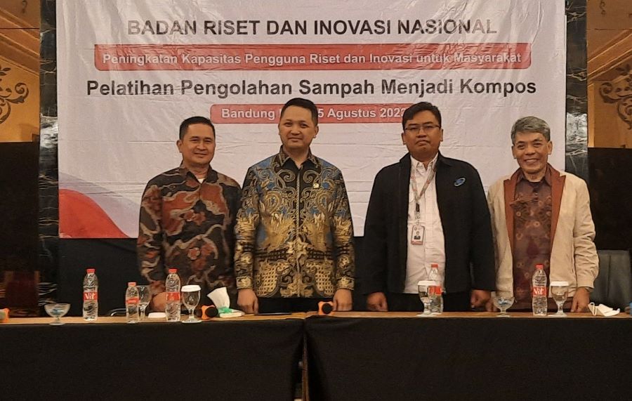 Rian Firmansyah Gelar Pelatihan Pengolahan Sampah di Bandung