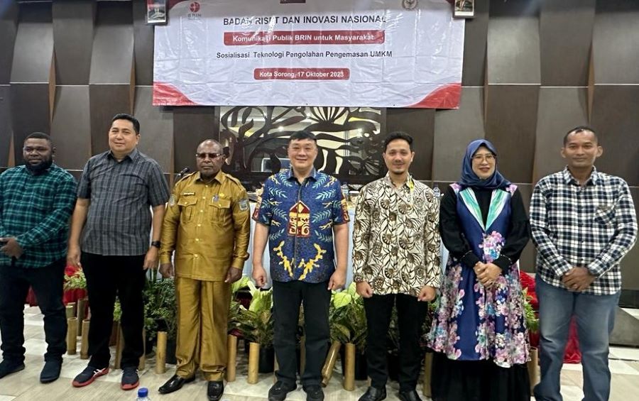 Rico Sia Gelar Sosialisasi Teknologi Pengemasan Produk UMKM di Sorong