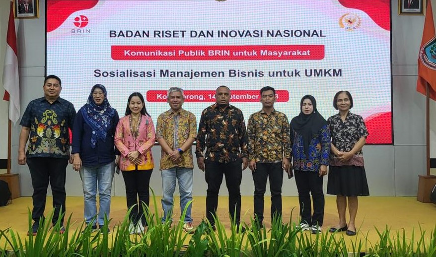 Rico Sia Gelar Pelatihan Manajemen Bisnis untuk UMKM Sorong