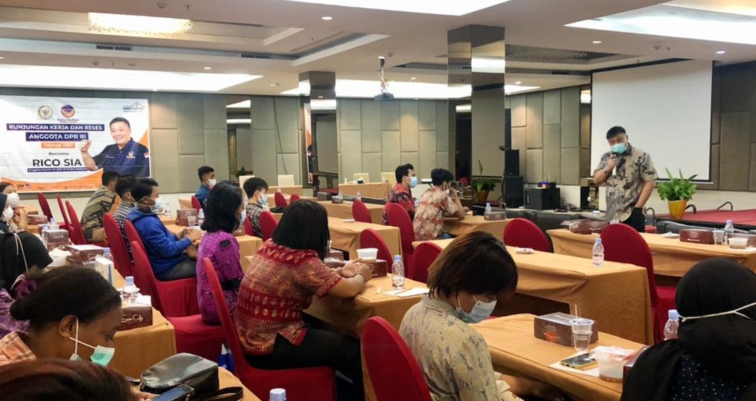 Jangan Salahkan Pusat Soal Otsus Papua
