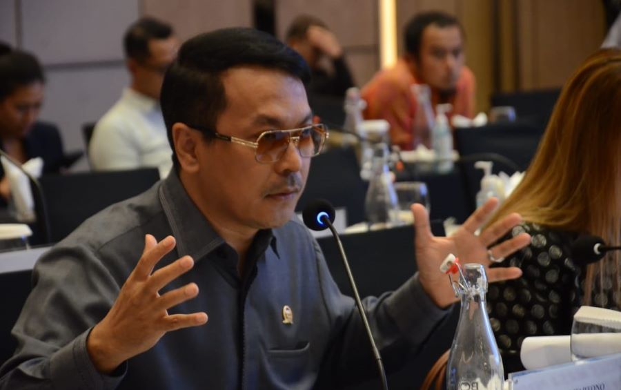 NasDem Desak Pemerintah Atur Platform Social Commerce