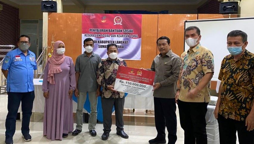 Rudi Hartono Bantu Masyarakat Desa di Sumut III