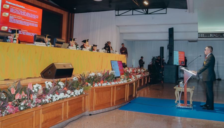 Sahroni Raih Gelar Doktor Ilmu Hukum dengan Predikat Cumlaude